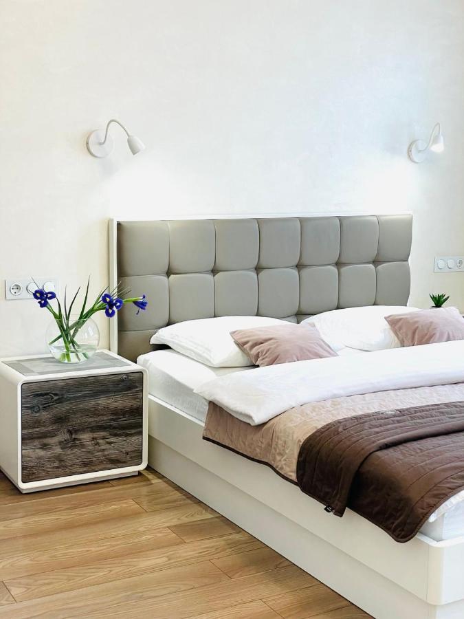Apartment Жд Вокзал, Центр Lviv Kültér fotó