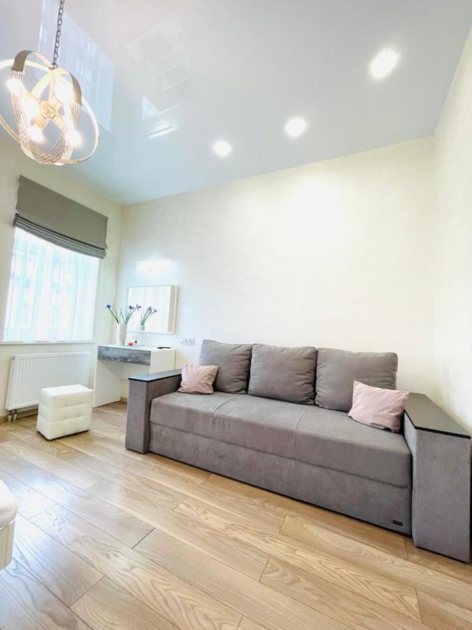 Apartment Жд Вокзал, Центр Lviv Kültér fotó
