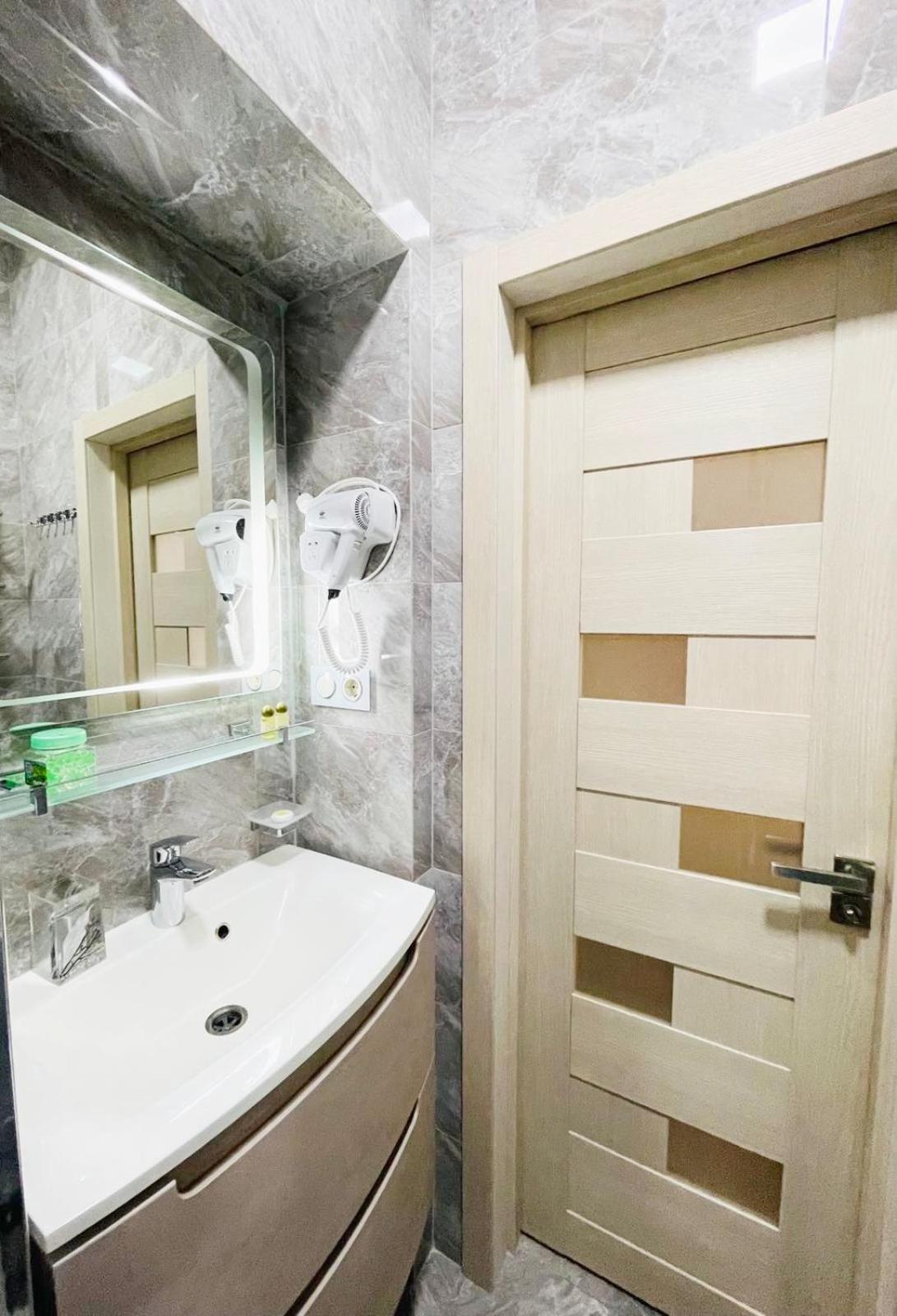 Apartment Жд Вокзал, Центр Lviv Szoba fotó